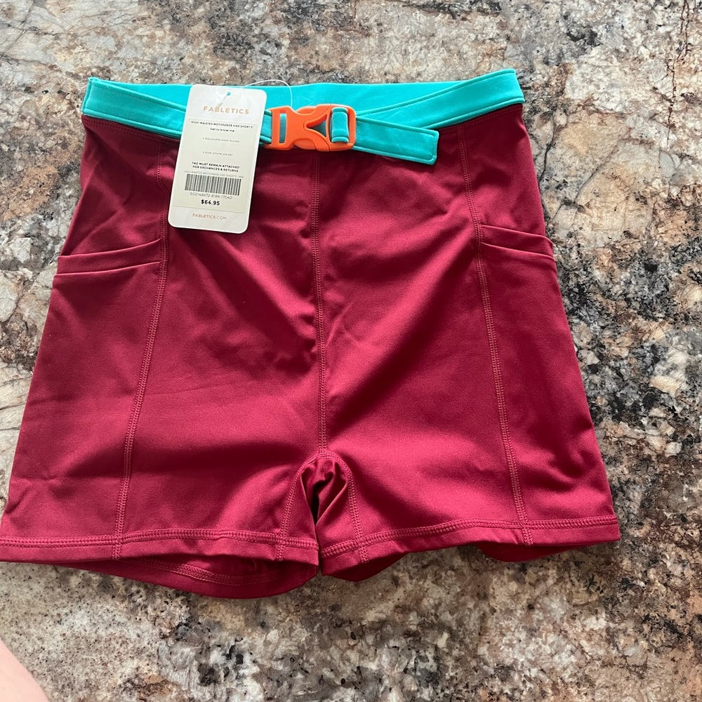 Two piece fabletics outfit - Picture 10 of 12